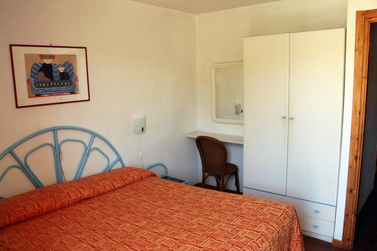 Residence Portolaconia Appartamenti Cannigione Extérieur photo