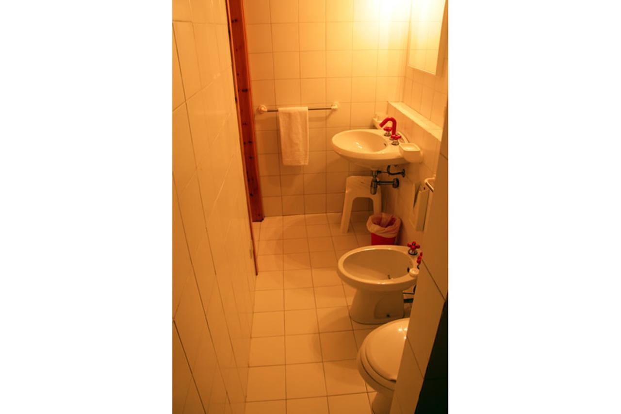 Residence Portolaconia Appartamenti Cannigione Chambre photo